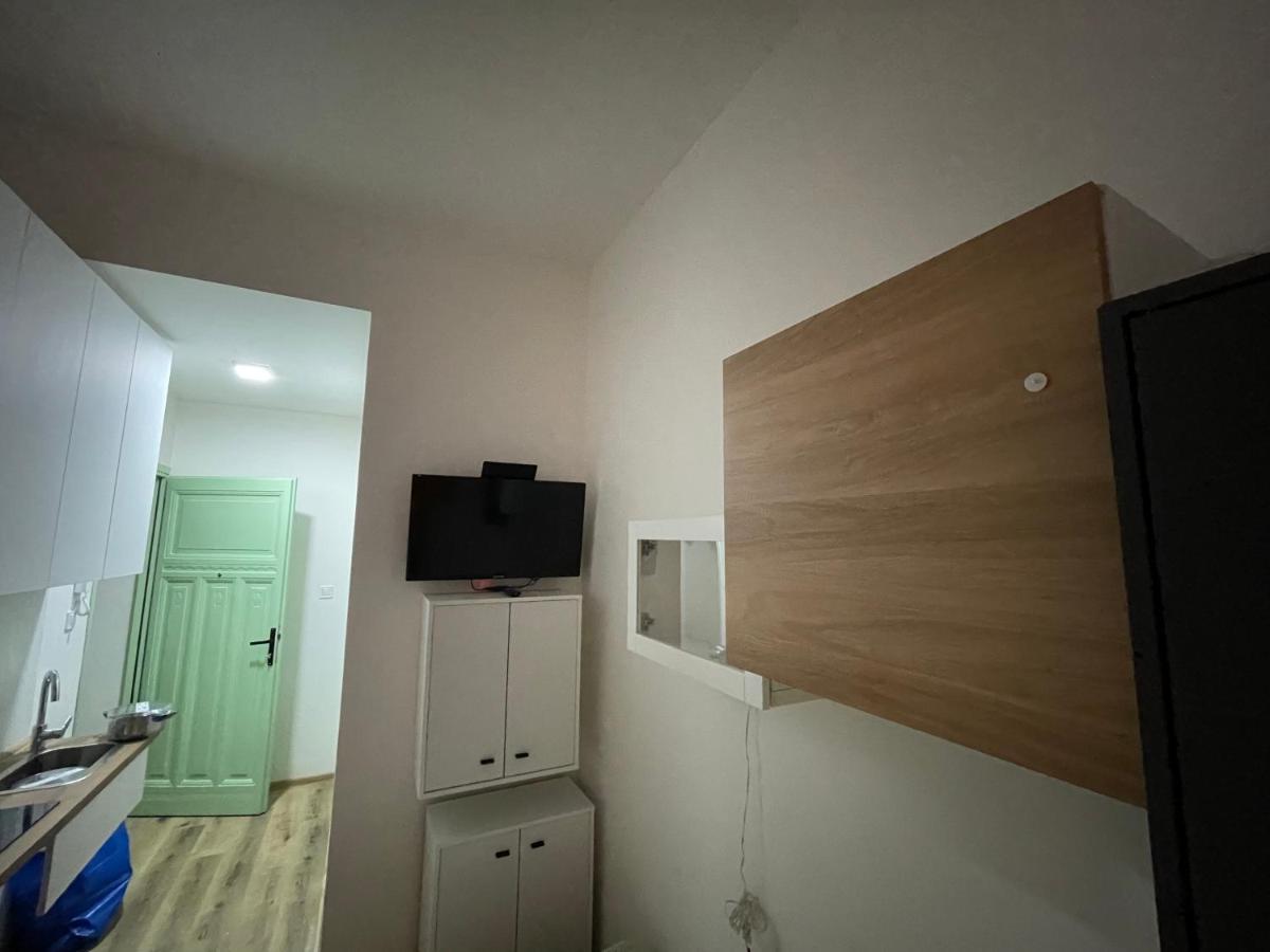 Red&Black Apartment City Centr, Na Hradbach 118 ออสตราวา ภายนอก รูปภาพ