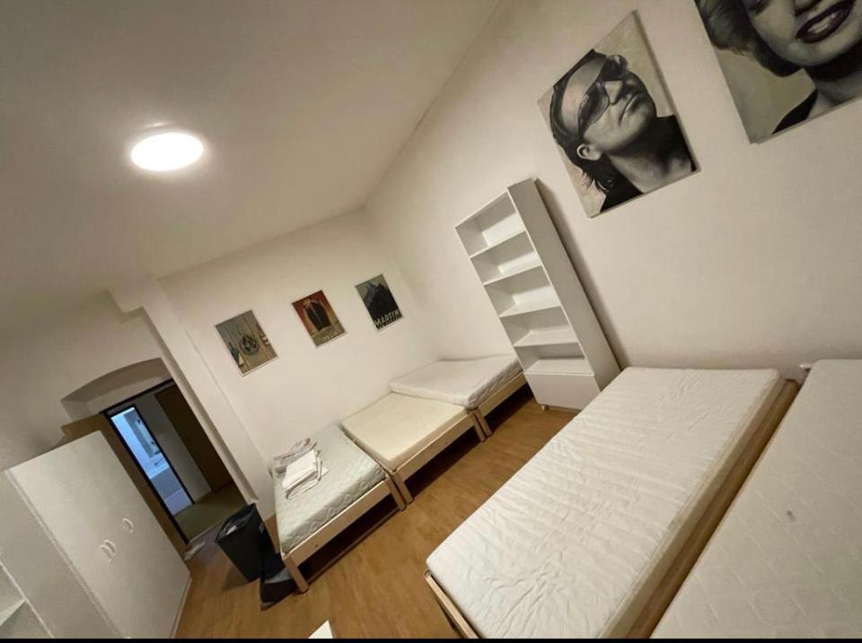 Red&Black Apartment City Centr, Na Hradbach 118 ออสตราวา ภายนอก รูปภาพ